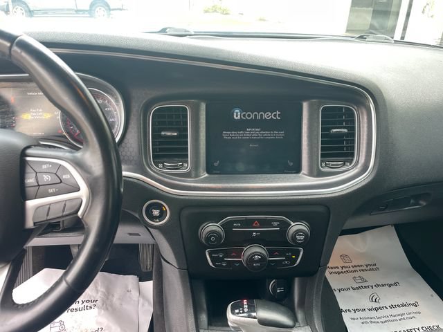 Used 2017 Dodge Charger SXT AWD/4WD image 19