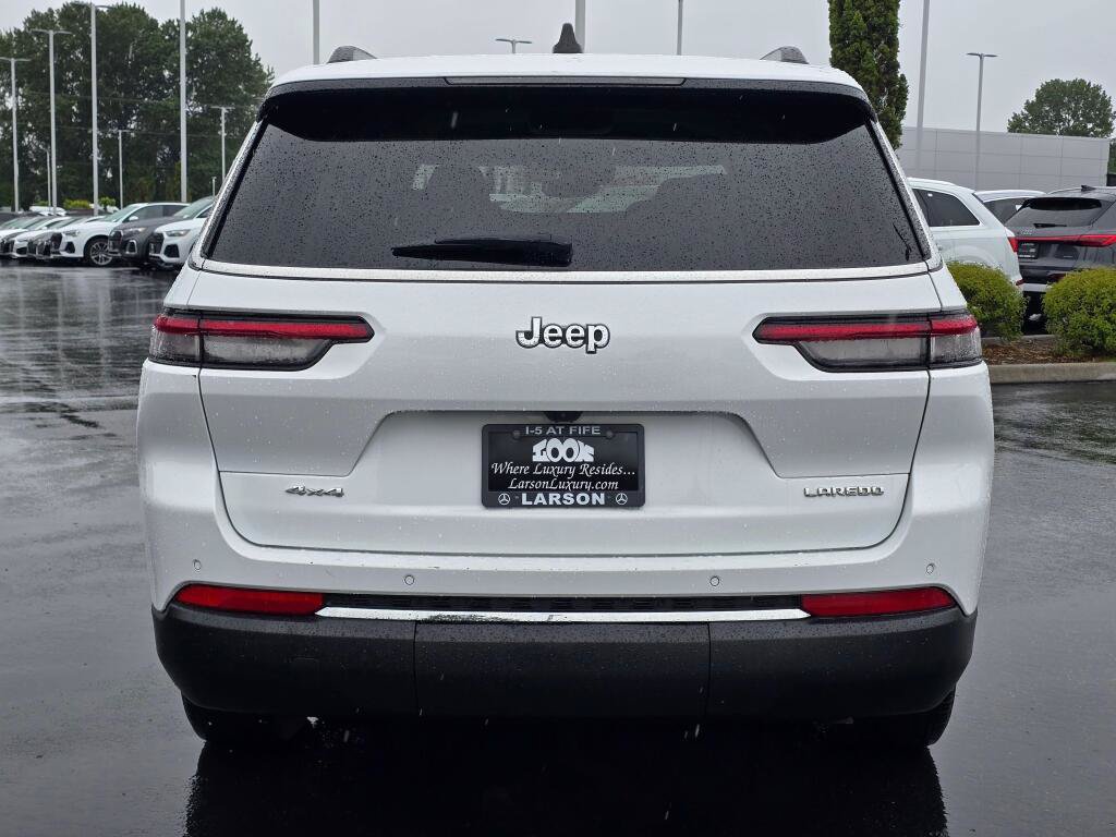 Used 2023 Jeep Grand Cherokee L Laredo w/ Luxury Tech Group I AWD/4WD image 7