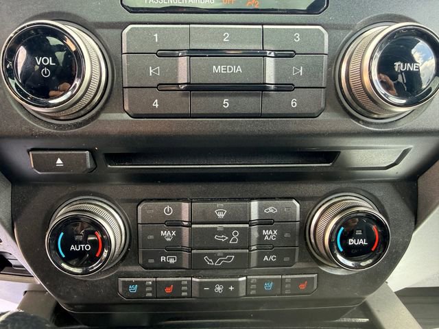 Used 2017 Ford F150 Raptor w/ Equipment Group 802A Luxury image 30