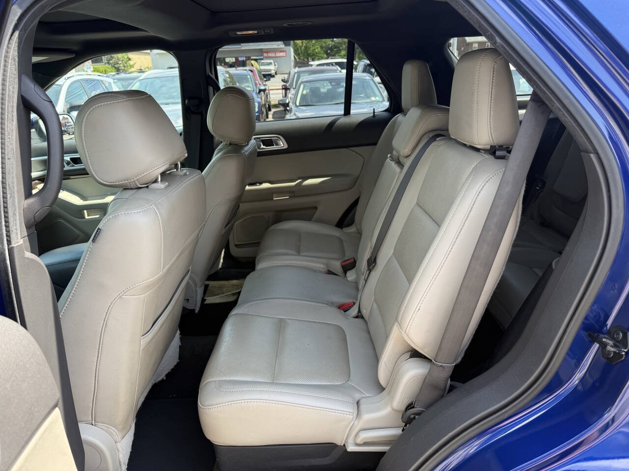 Used 2014 Ford Explorer Limited w/ Equipment Group 302A AWD/4WD image 8