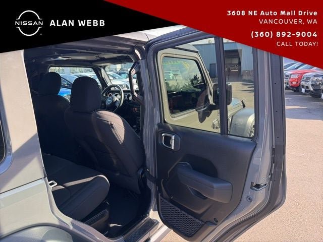 Used 2023 Jeep Wrangler Unlimited w/ Cold Weather Group AWD/4WD image 22