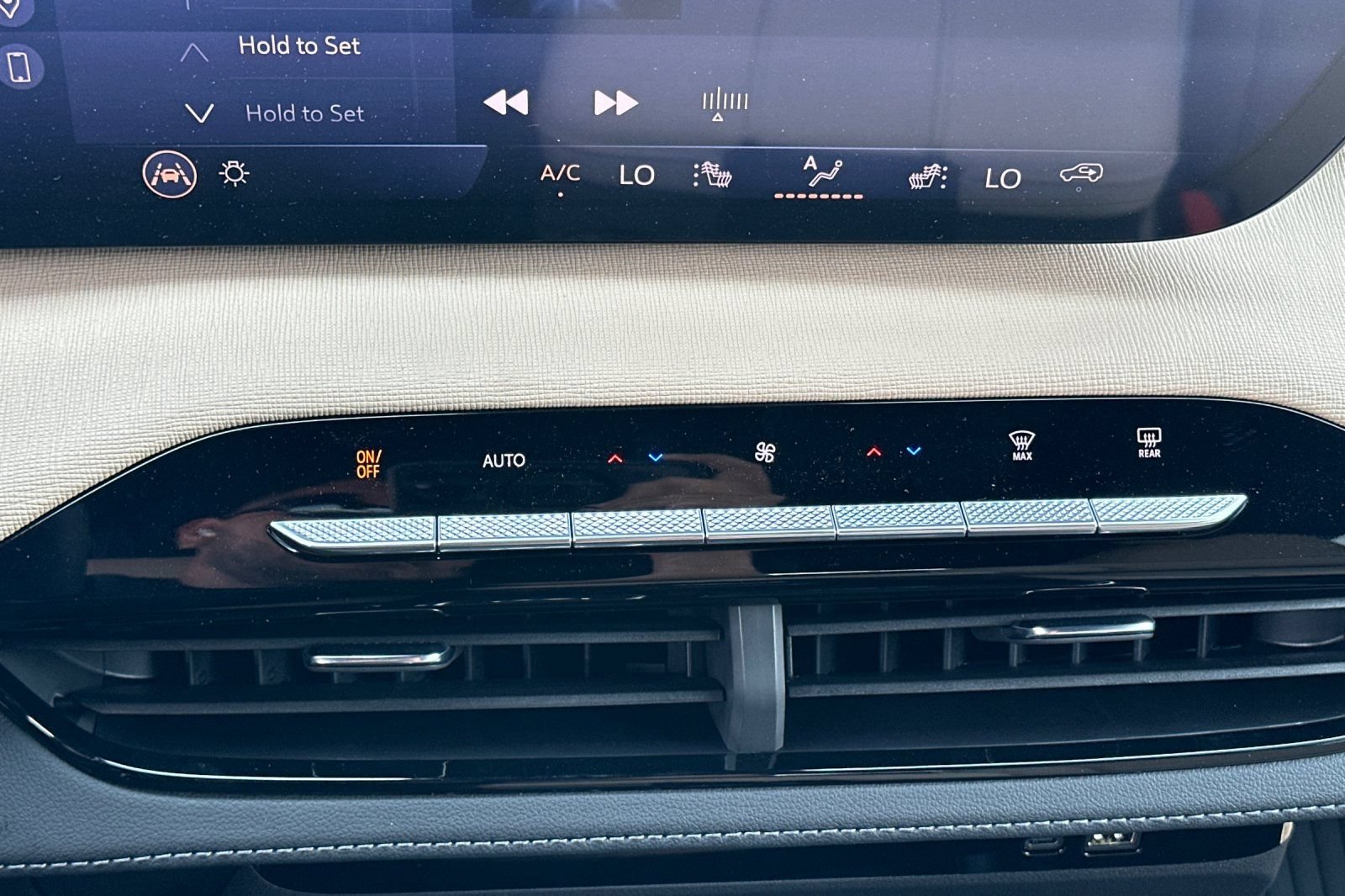 New 2026 Buick Enclave Preferred w/ Power Package FWD image 19