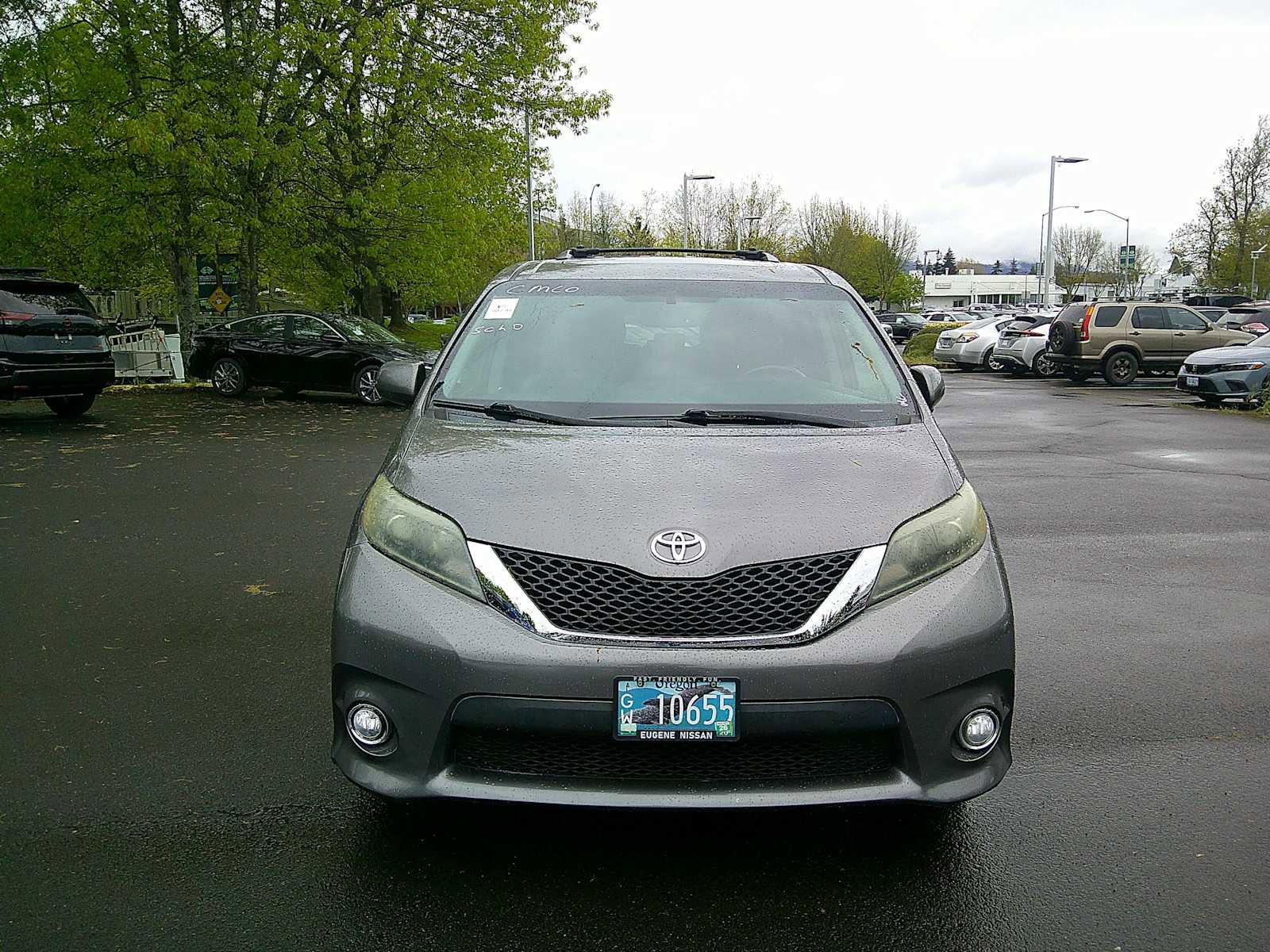 Used 2015 Toyota Sienna SE w/ SE Preferred Package FWD image 8