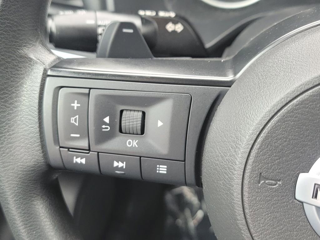 Used 2021 Nissan Rogue S AWD/4WD image 31