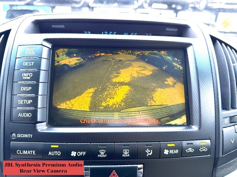 Used 2011 Toyota Land Cruiser w/ Upgrade Pkg image 20