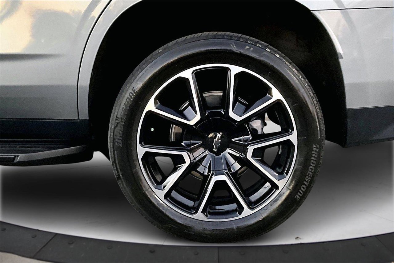 Used 2023 Chevrolet Tahoe RST w/ Luxury Package image 33