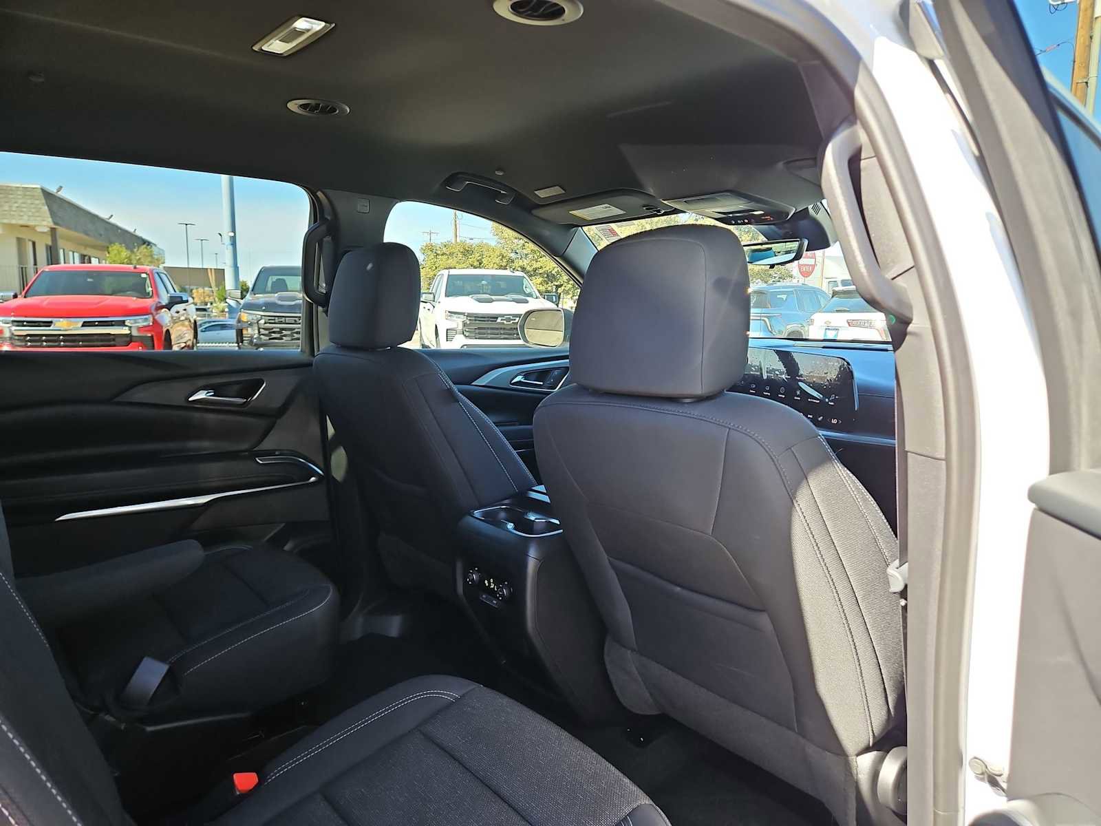 New 2026 Chevrolet Traverse LT w/ Driver Confidence Package image 17