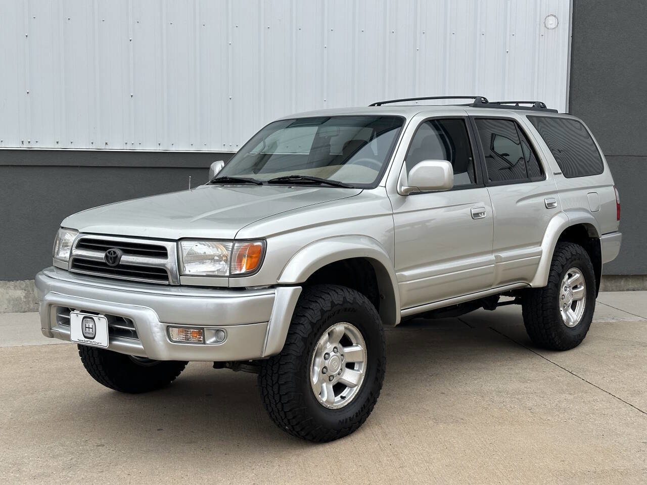 Used 2000 Toyota 4Runner Limited image 6