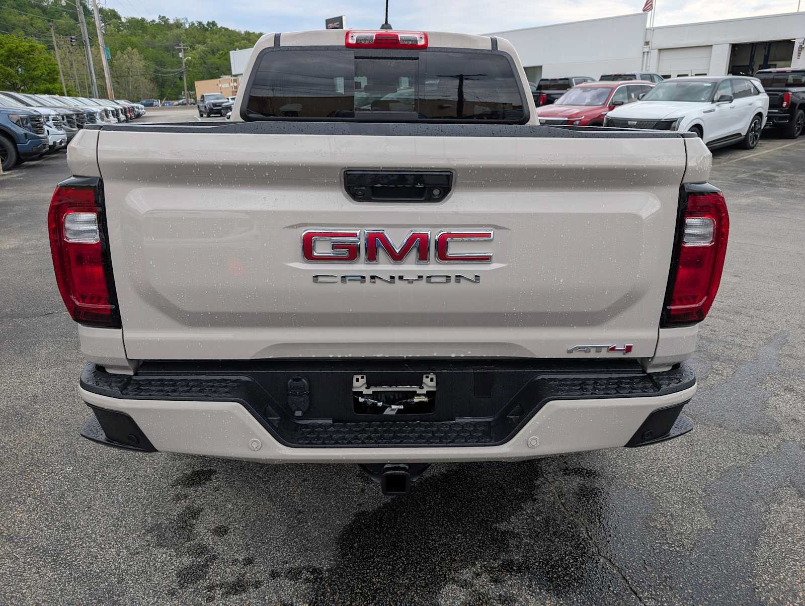 New 2026 GMC Canyon AT4 AWD/4WD image 8