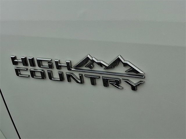 Certified 2023 Chevrolet Traverse High Country image 31