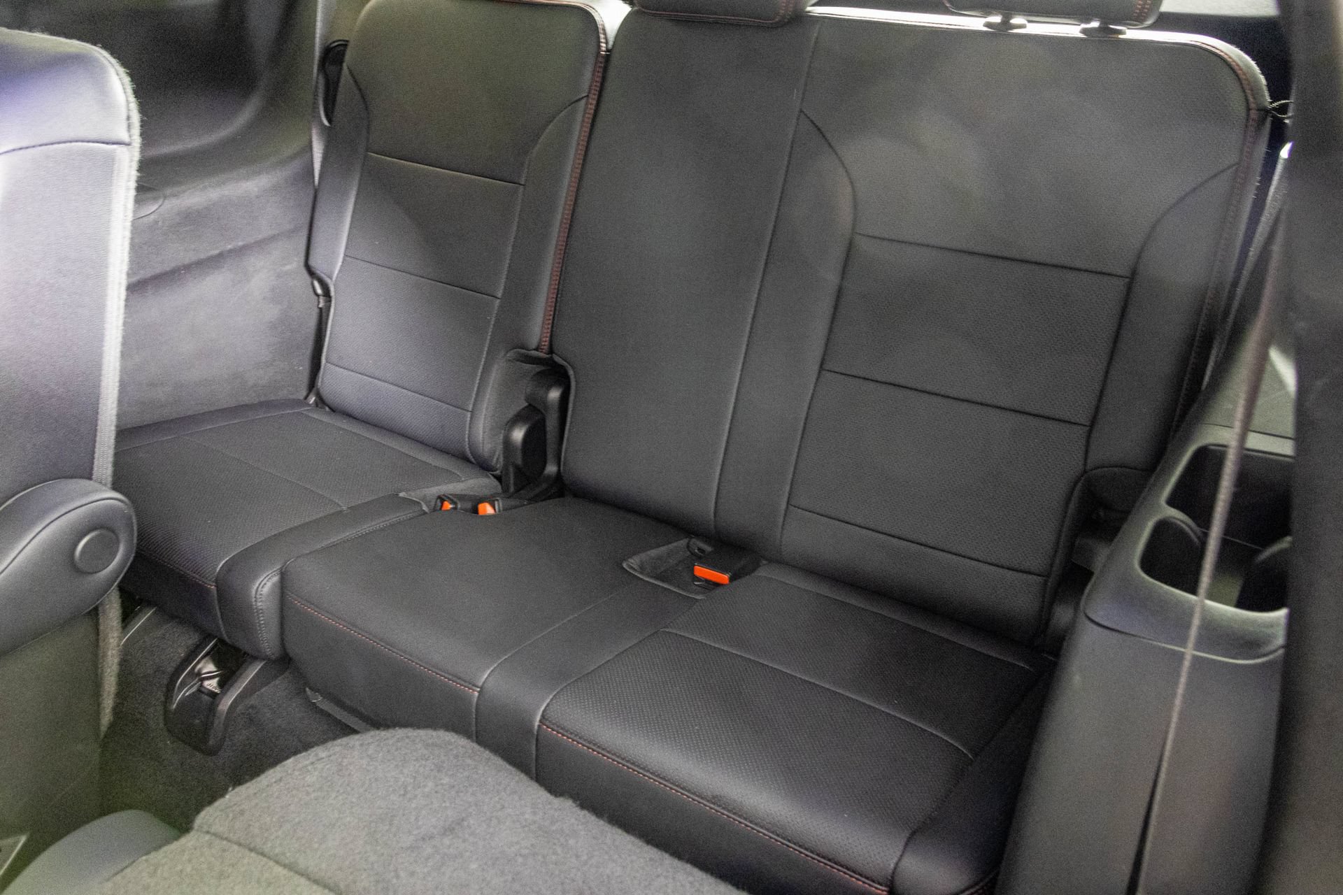Used 2024 Chevrolet Traverse RS FWD image 41
