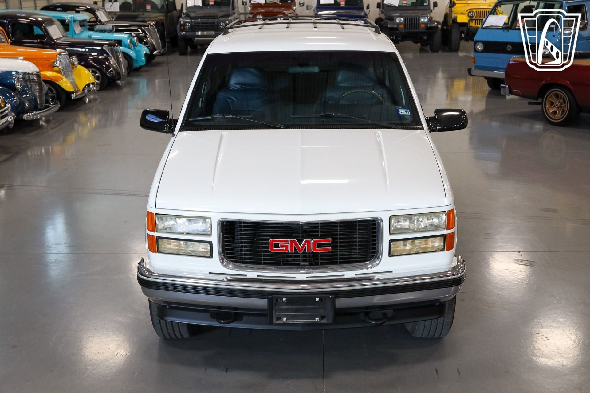 Used 1995 GMC Yukon 4WD 2-Door image 3