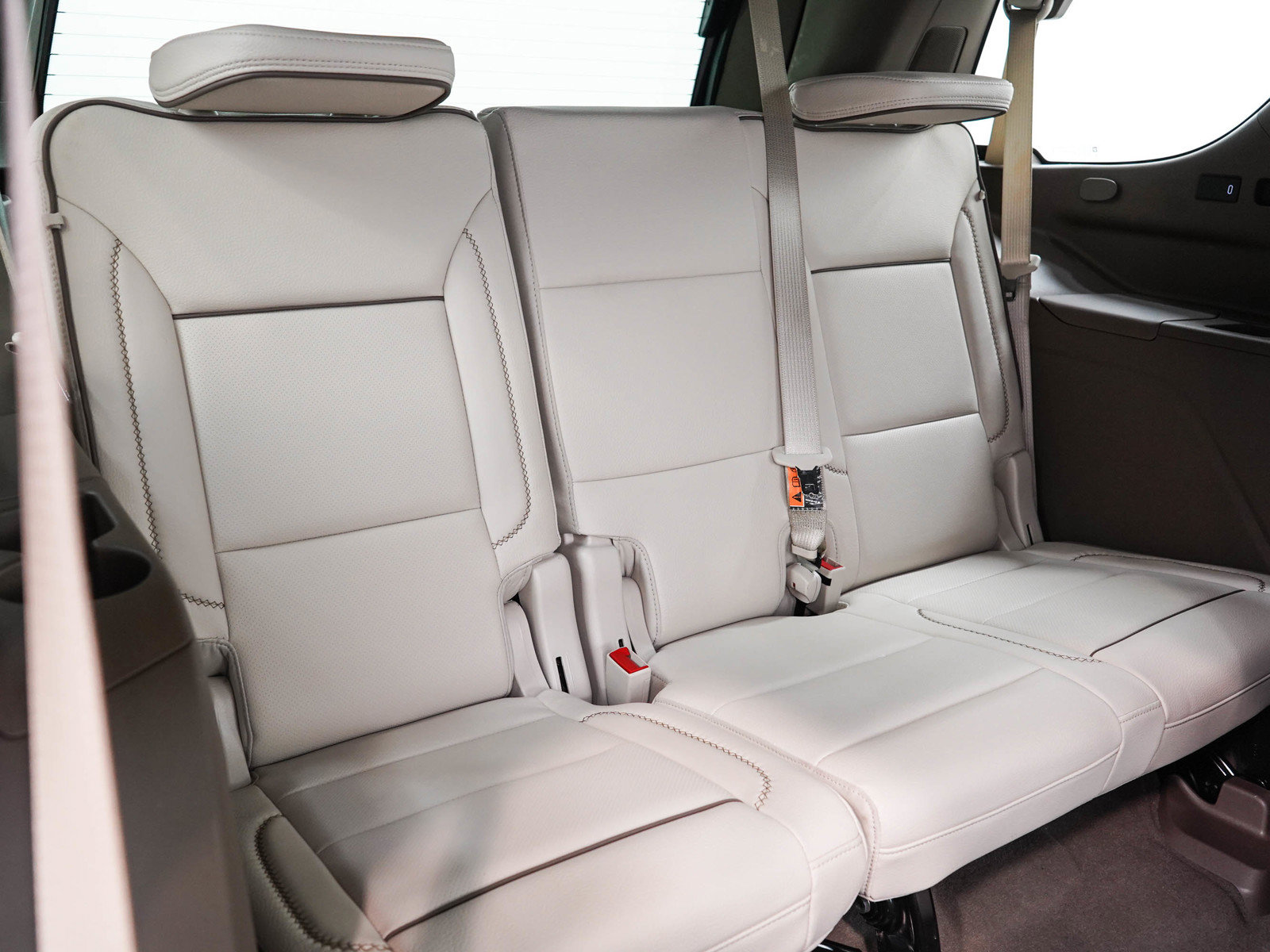 Used 2025 GMC Yukon Denali w/ Denali Reserve Package AWD/4WD image 15