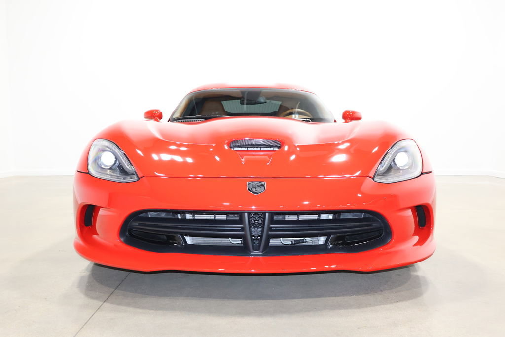 Used 2013 SRT Viper GTS w/ GTS Laguna Interior Pkg image 9