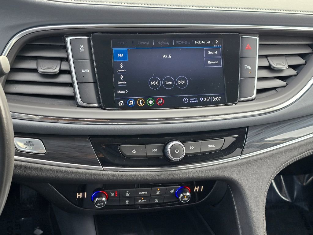 Used 2020 Buick Enclave Essence image 21