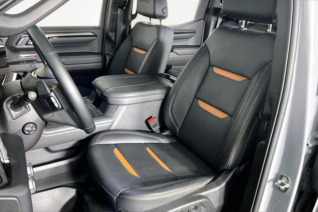 Used 2024 GMC Sierra 1500 AT4 w/ Technology Package image 22