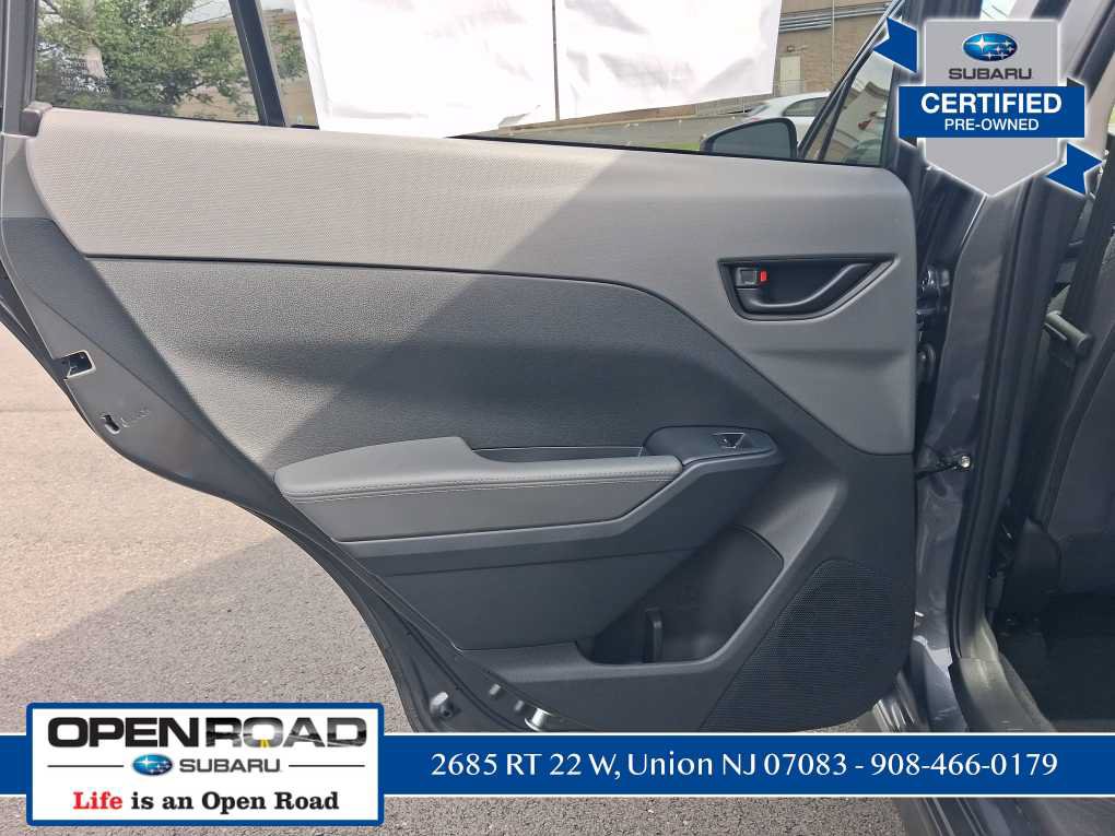 Used 2025 Subaru Crosstrek 2.5i Premium AWD/4WD image 21