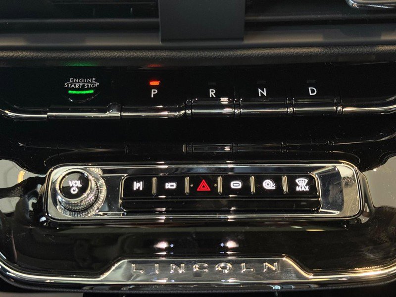 New 2026 Lincoln Corsair Grand Touring image 12