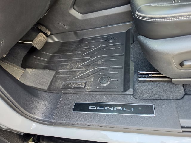 Used 2024 GMC Sierra EV Denali AWD/4WD image 30