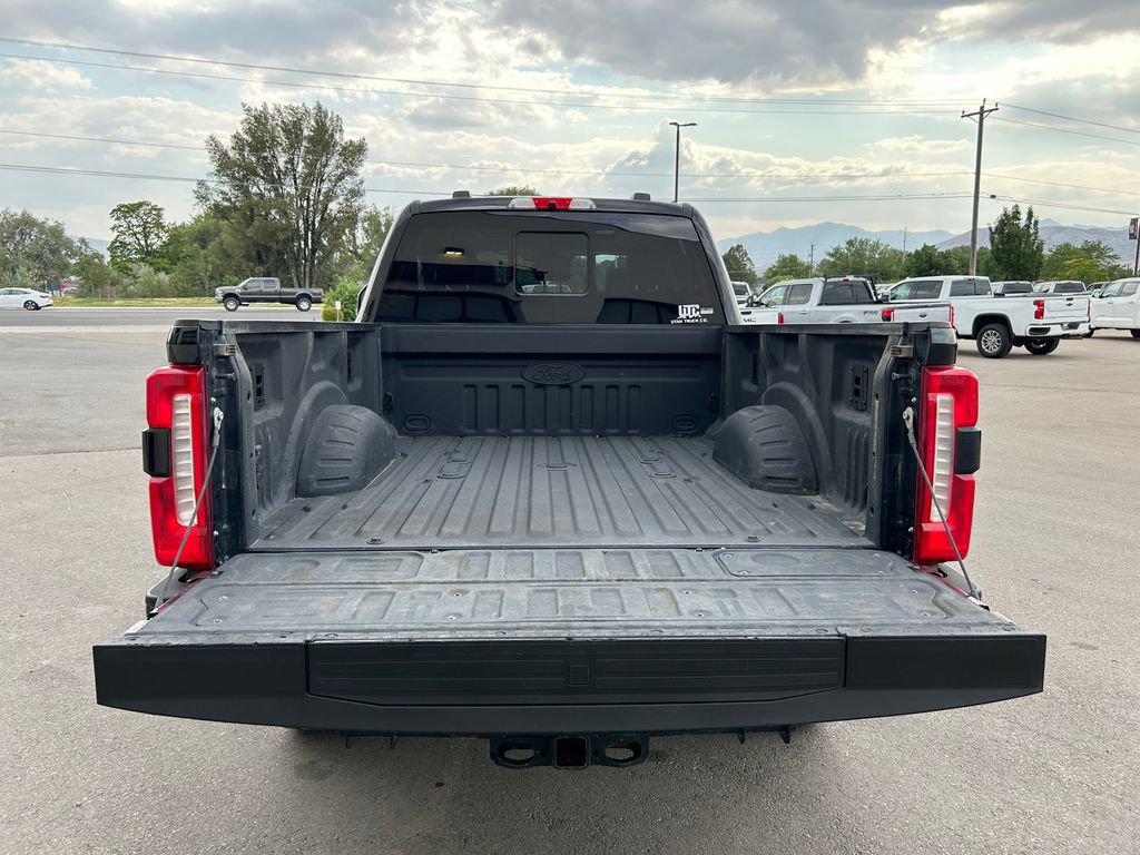 Used 2024 Ford F350 Lariat w/ Lariat Ultimate Package AWD/4WD image 7