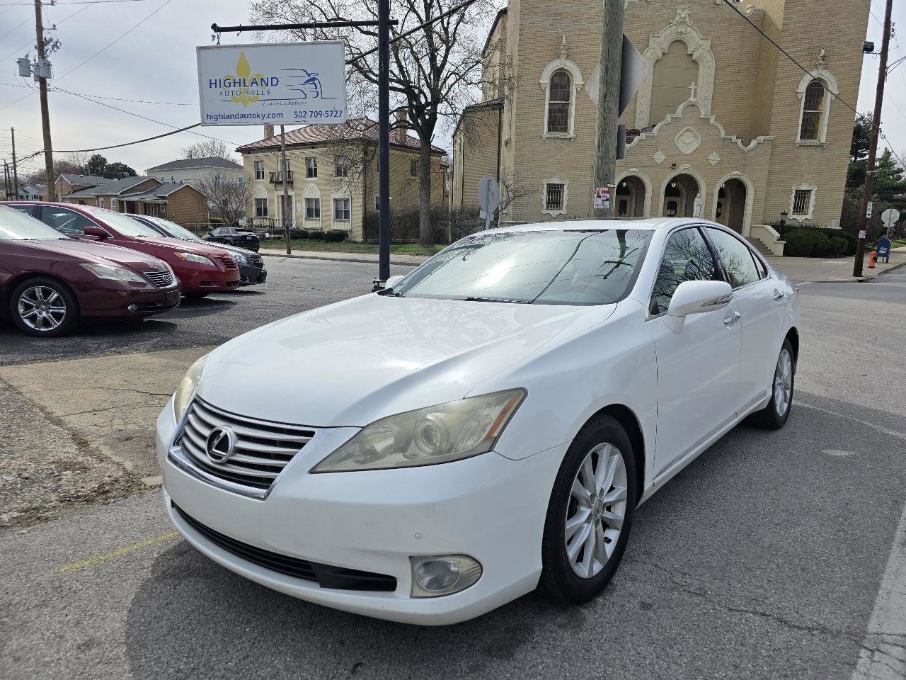 Used 2011 Lexus ES 350 image 1