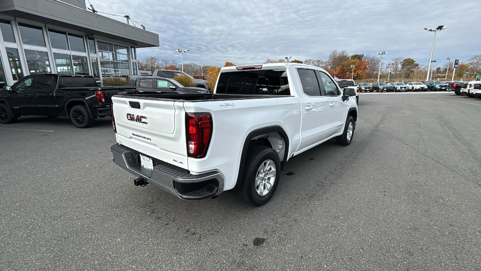 Certified 2024 GMC Sierra 1500 SLE image 7