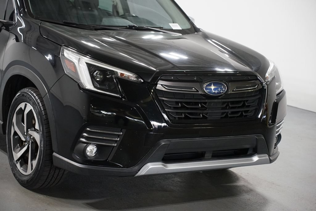 Used 2023 Subaru Forester Touring AWD/4WD image 4
