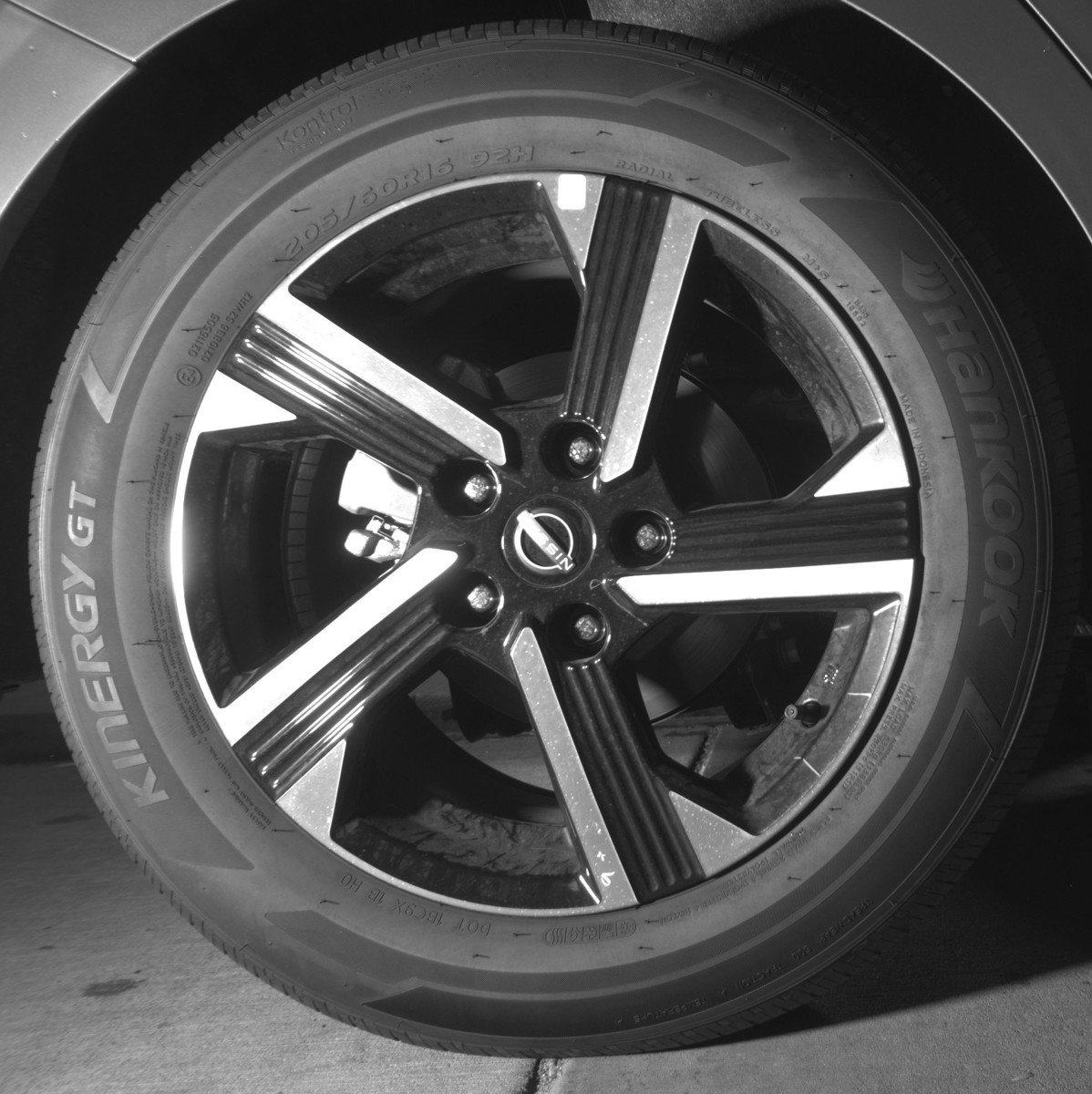 Used 2025 Nissan Sentra SV image 15