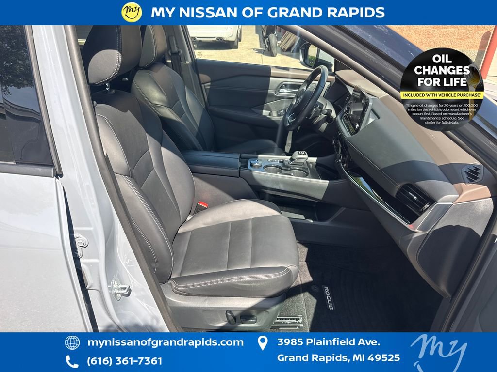 Used 2023 Nissan Rogue SL w/ SL Premium Package AWD/4WD image 25