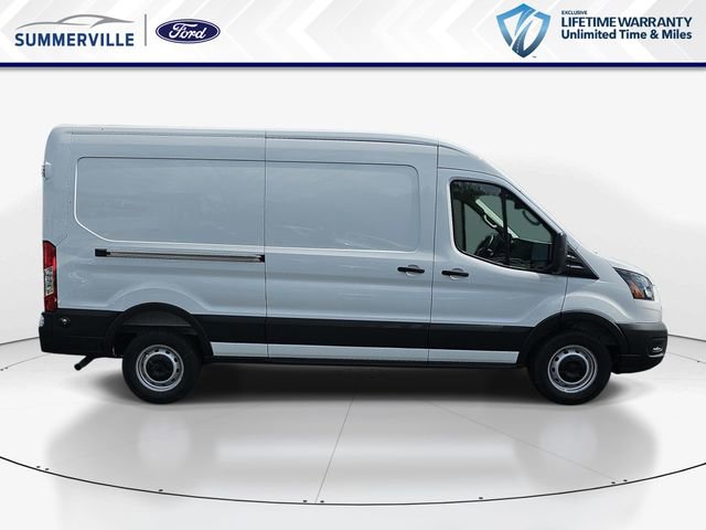 New 2026 Ford Transit 250 148 Medium Roof w/ Load Area Protection Package RWD image 2