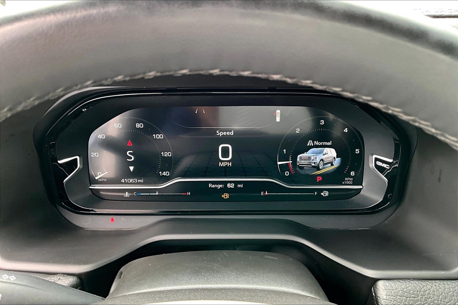 Certified 2024 GMC Yukon Denali RWD image 23