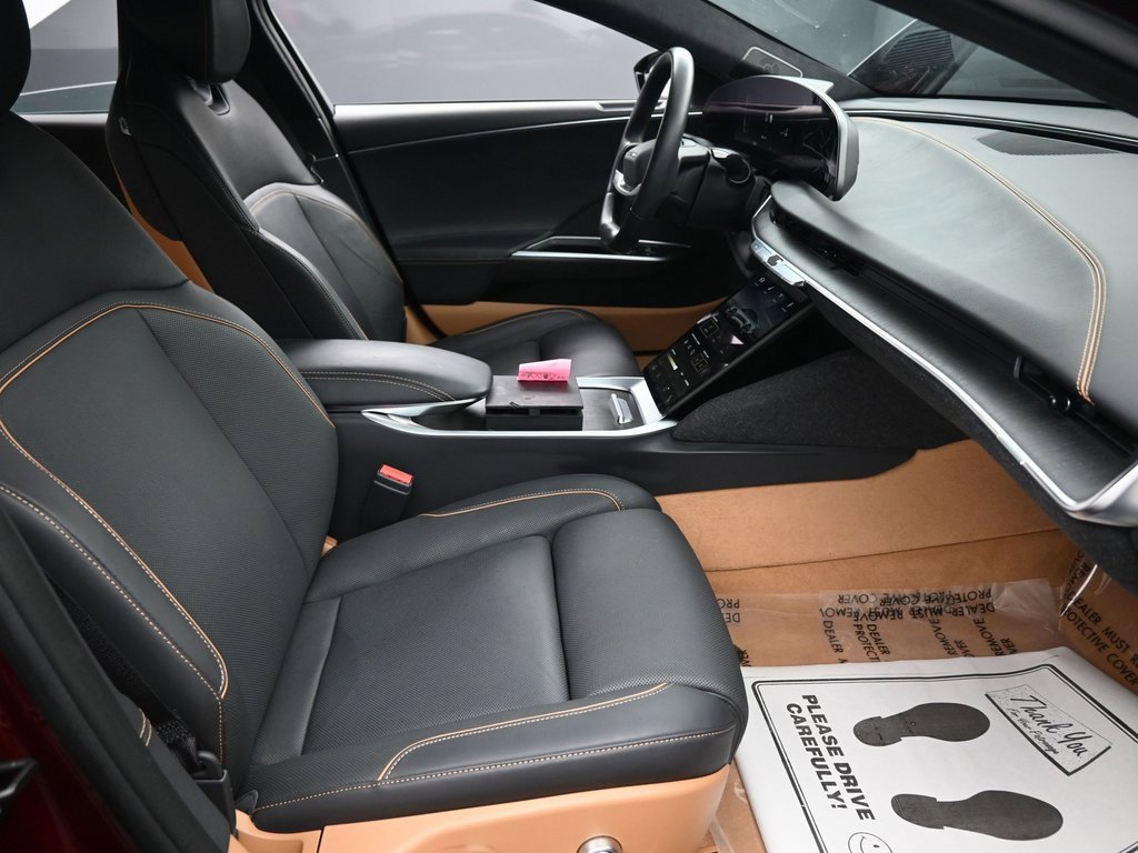 Used 2024 Lucid Air Touring image 34