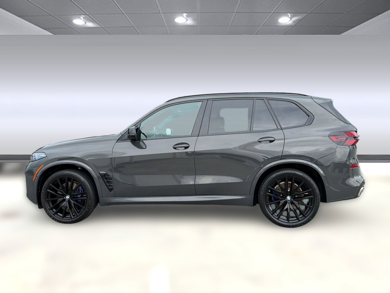 Certified 2024 BMW X5 M60i AWD/4WD image 2