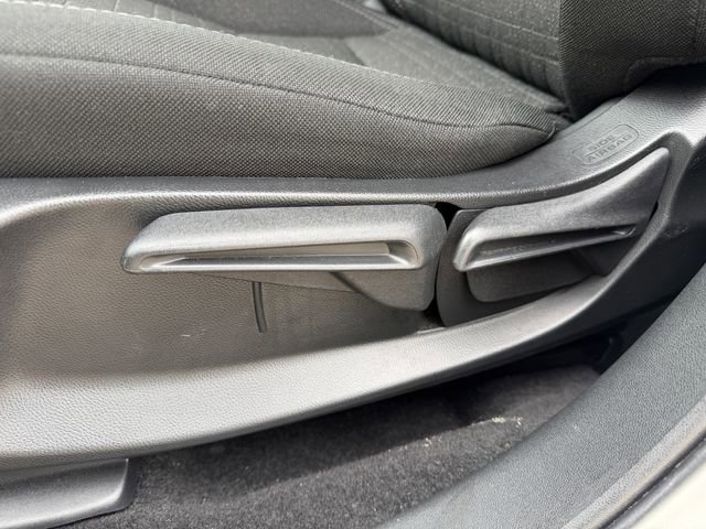 Used 2025 Honda HR-V LX image 24