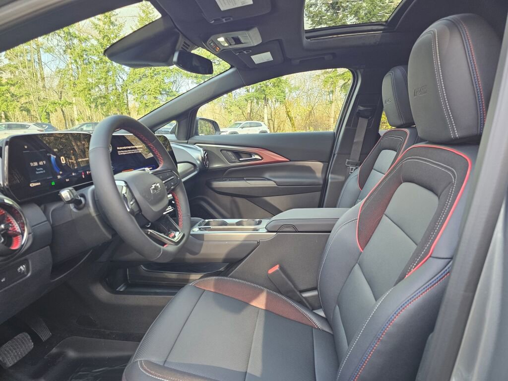 New 2026 Chevrolet Equinox EV RS AWD/4WD image 12