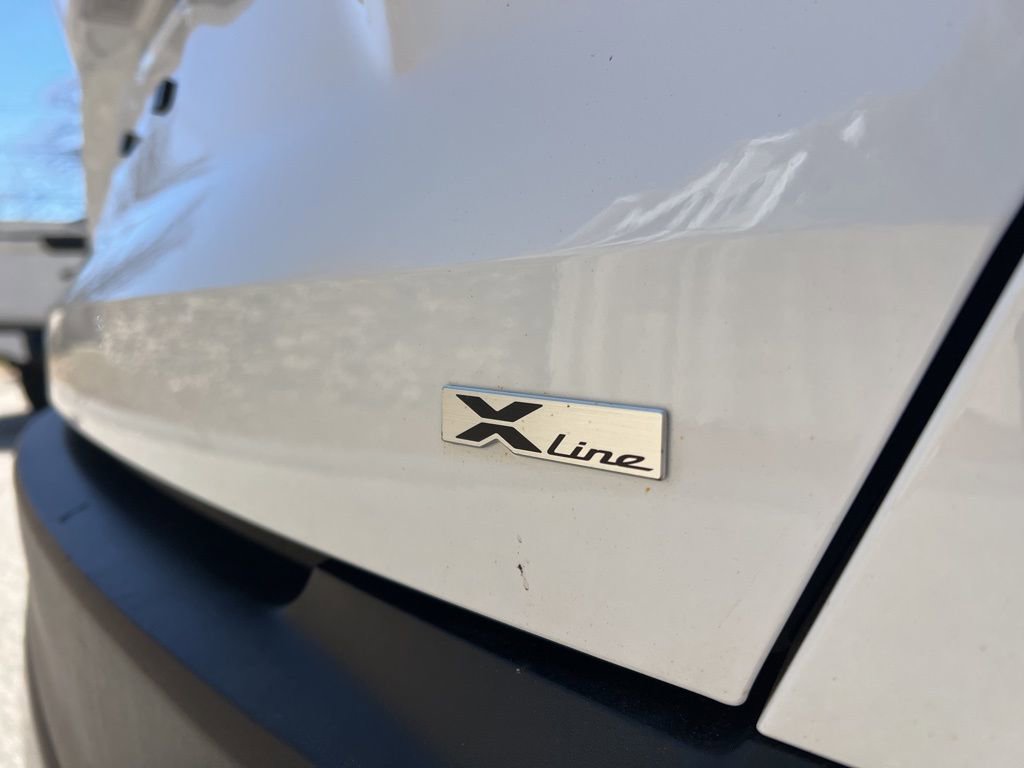 Used 2023 Kia Sorento X-Line EX image 9