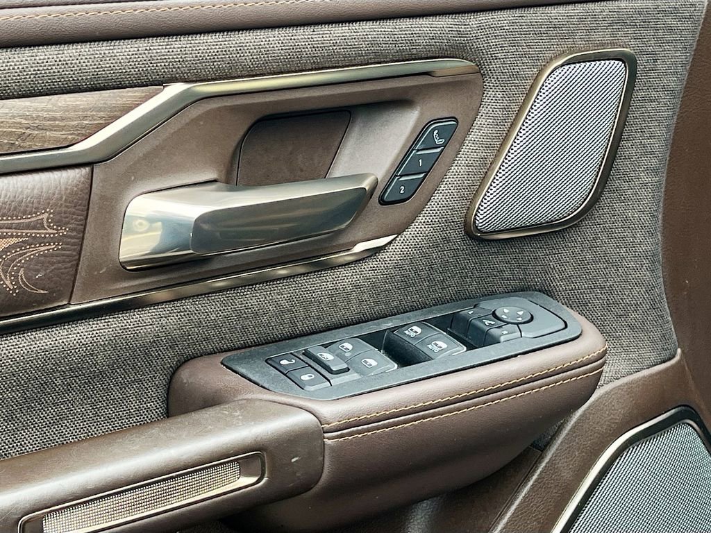 Used 2025 RAM 1500 Limited w/ Trailer Tow Group image 18