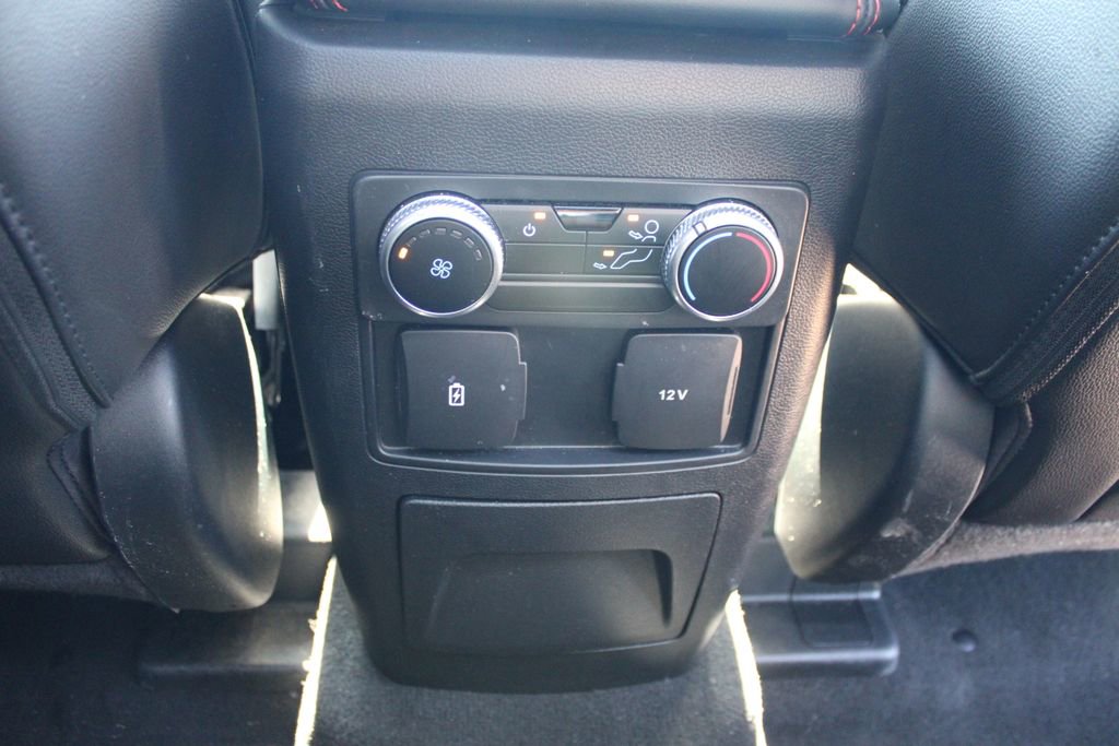 Used 2022 Ford Explorer ST-Line AWD/4WD image 39