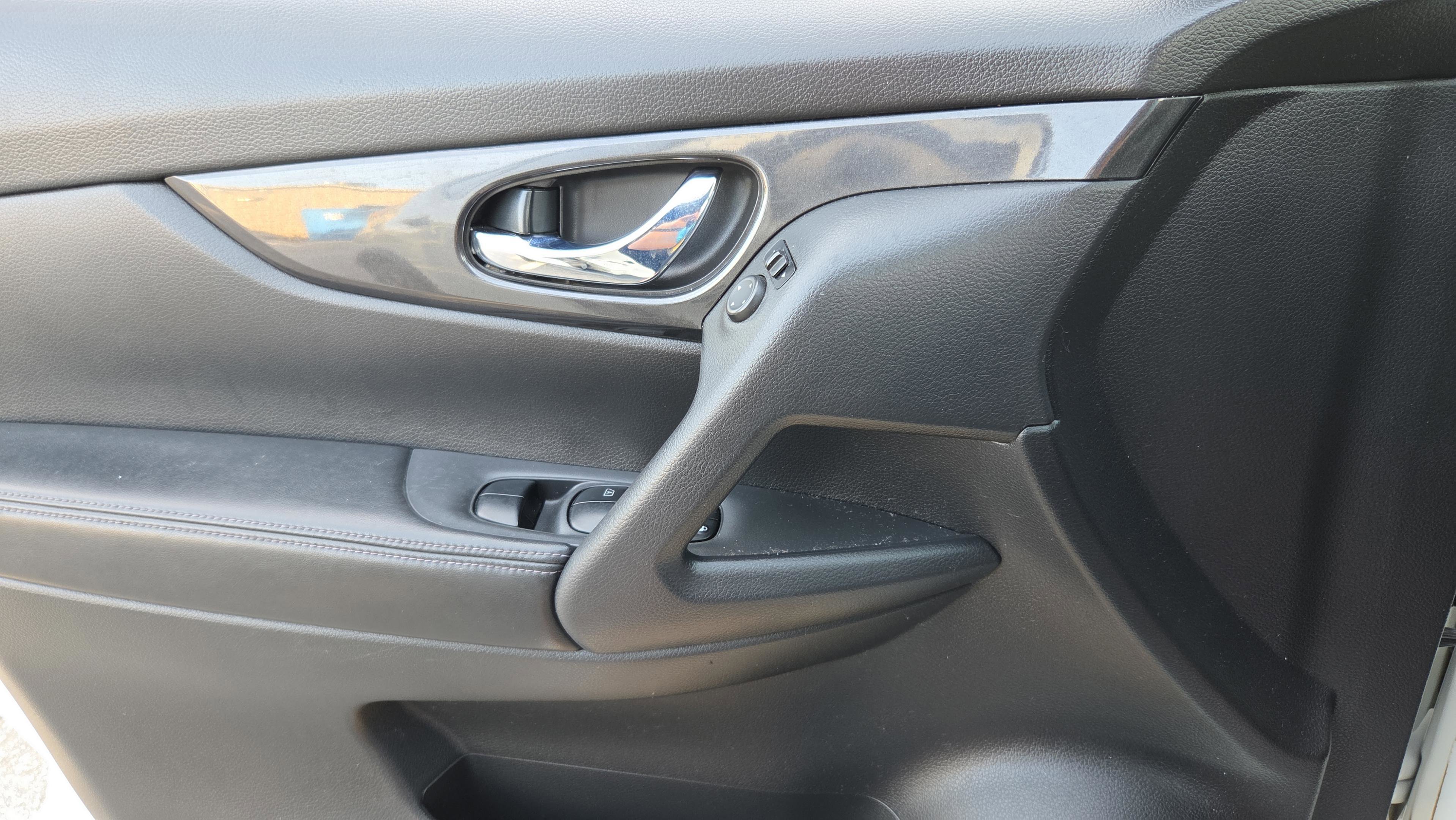 Used 2017 Nissan Rogue S FWD image 26