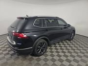 Used 2023 Volkswagen Tiguan SE FWD image 4