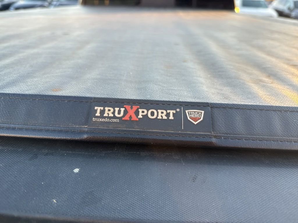 Used 2024 GMC Sierra 3500 SLT w/ SLT Premium Package image 34