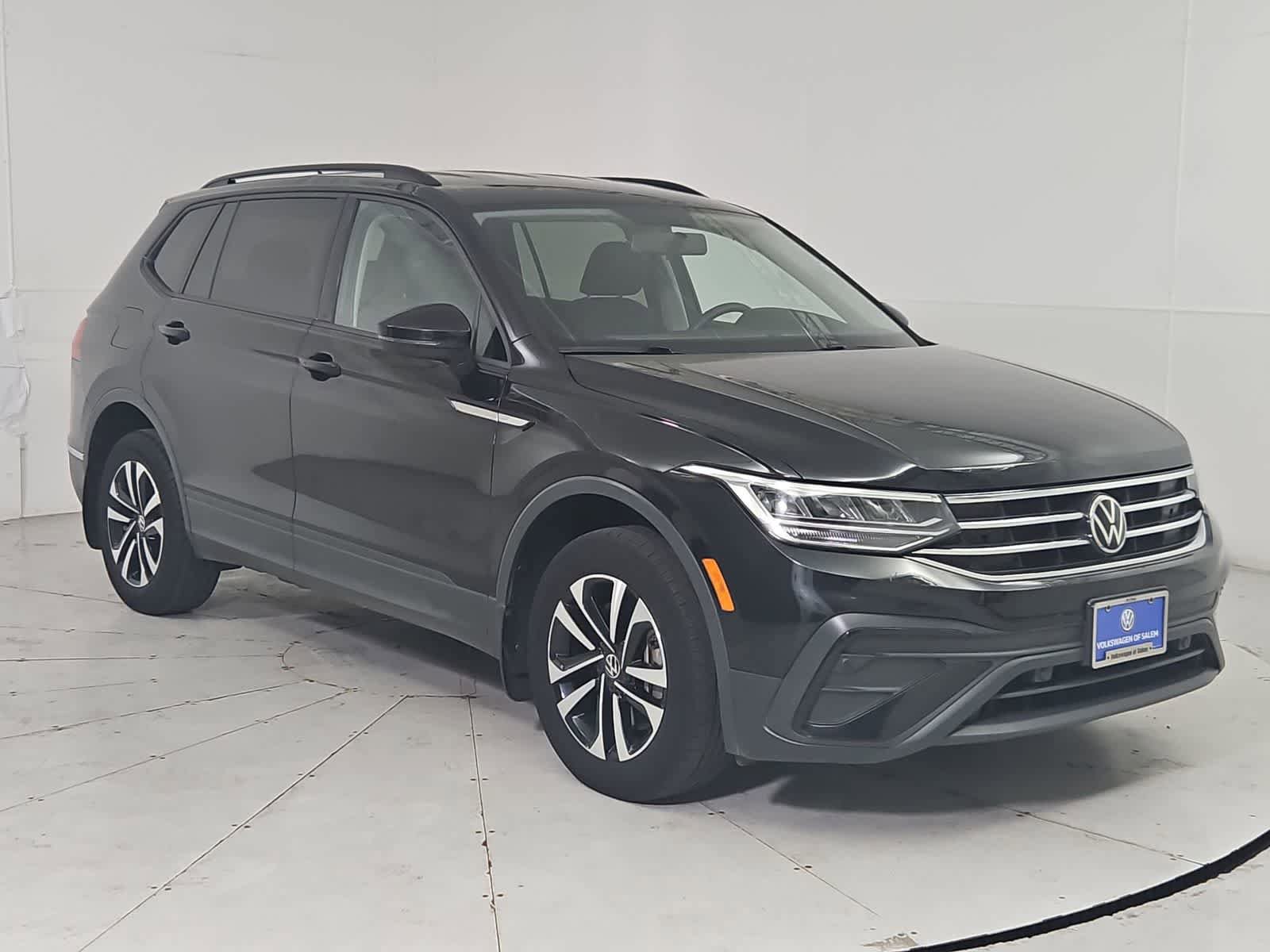 Used 2022 Volkswagen Tiguan S image 8