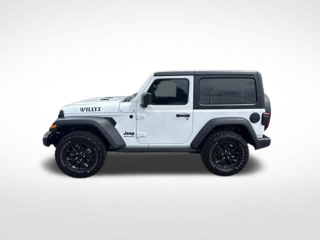 Used 2022 Jeep Wrangler Sport AWD/4WD image 2