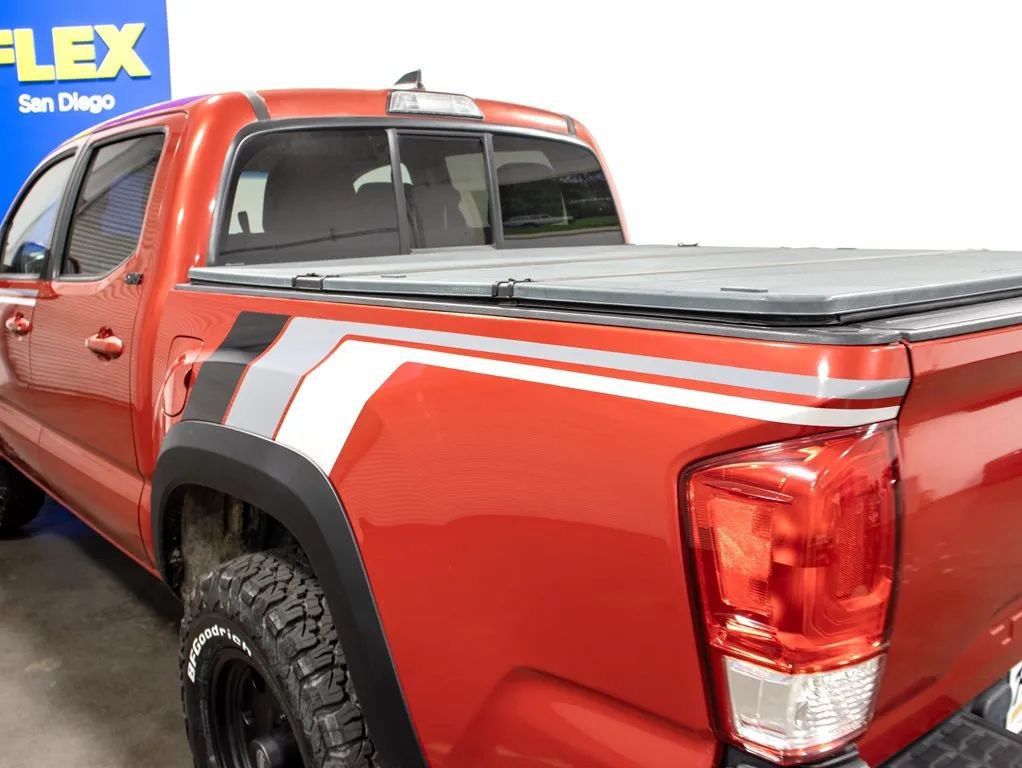 Used 2017 Toyota Tacoma SR5 RWD image 20