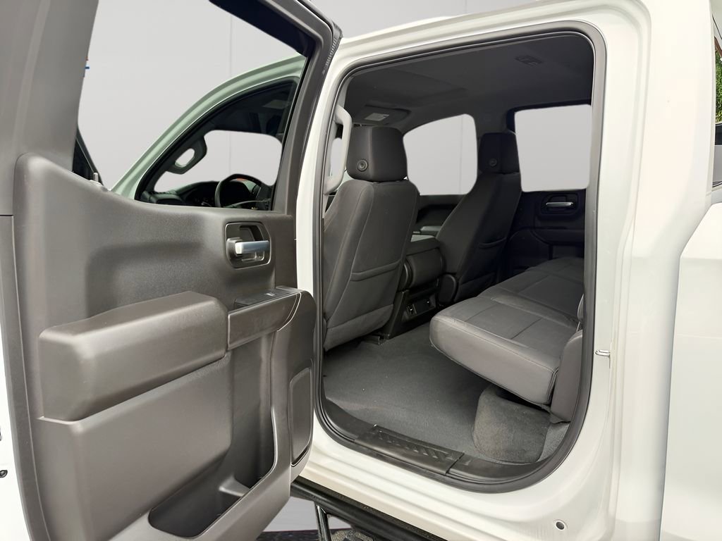Used 2023 Chevrolet Silverado 1500 Custom AWD/4WD image 25