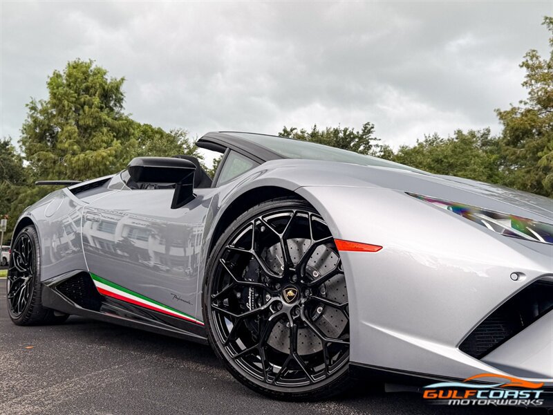 Used 2019 Lamborghini Huracan Performante AWD/4WD image 72