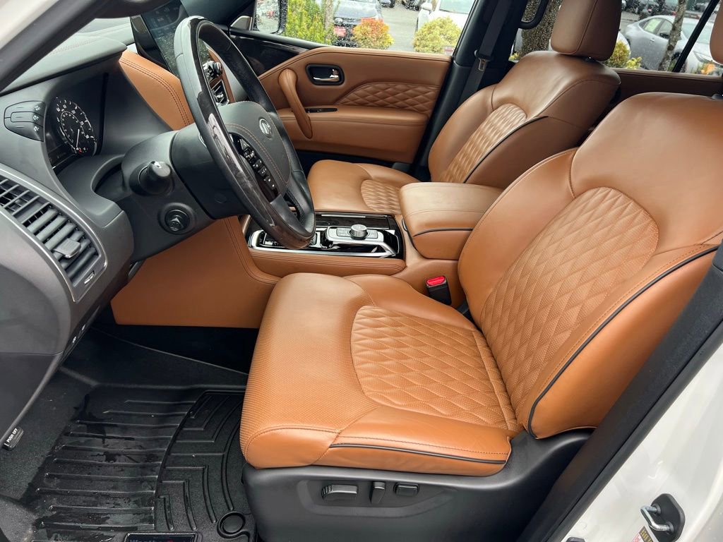 Used 2024 INFINITI QX80 Sensory image 13