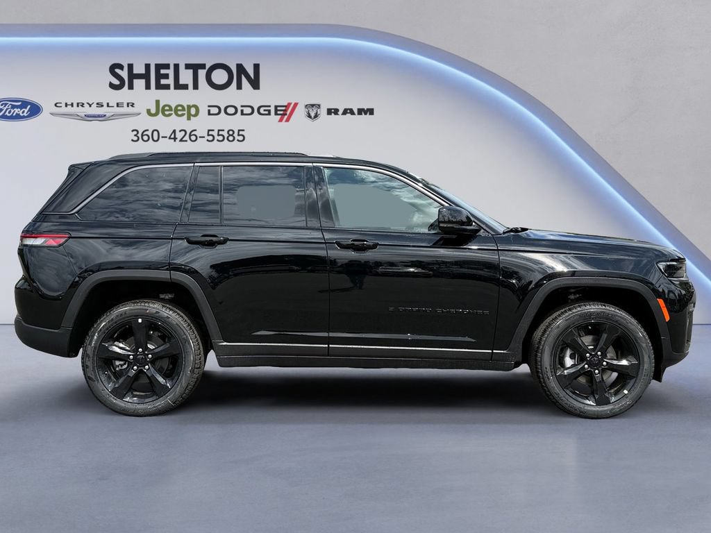 New 2026 Jeep Grand Cherokee Limited w/ Limited Altitude Package AWD/4WD image 6