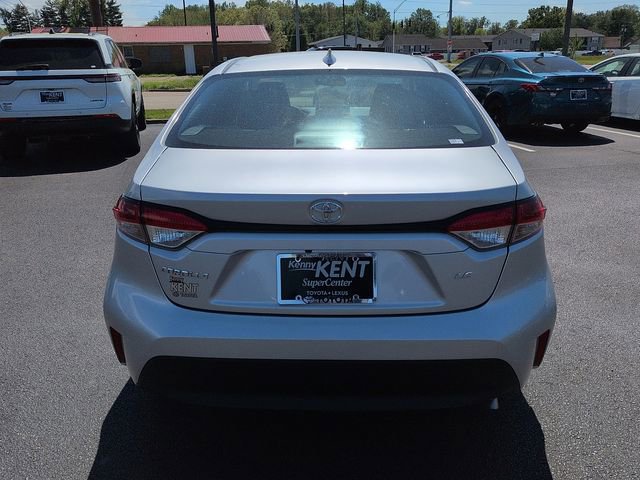 Used 2026 Toyota Corolla LE FWD image 6