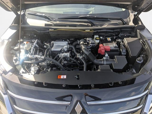 New 2026 Mitsubishi Outlander SEL FWD image 10